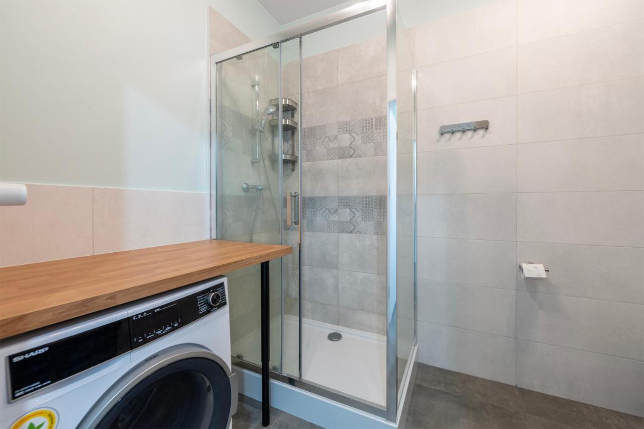 Luxury In -9- Atlas Arena Free Parking Apartament *